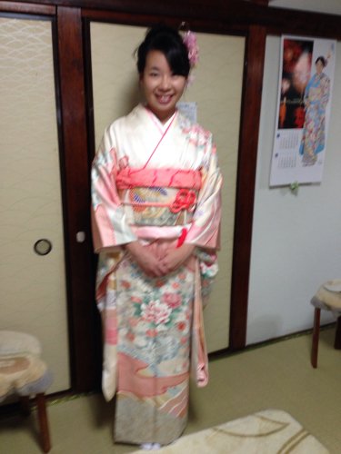 振袖のお嬢様(o^^o)_f0140343_16253436.jpg