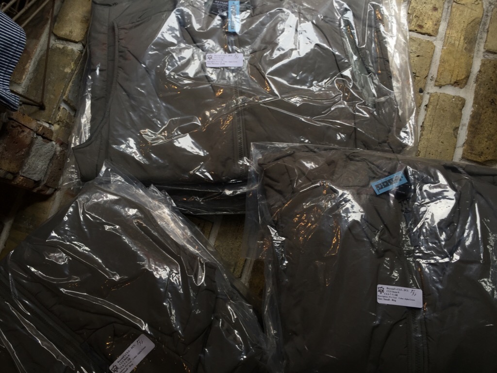 神戸店9/12(土)モダンミリタリー入荷!#1 PCU Level 7 JKT,Vest DeadStock!!!(T.W.神戸店)_c0078587_20285464.jpg