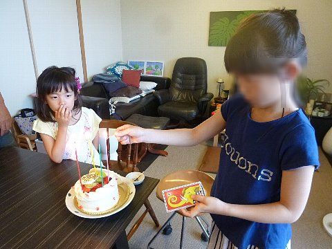 たいちゃんの5歳のお誕生日会_b0075888_6362625.jpg