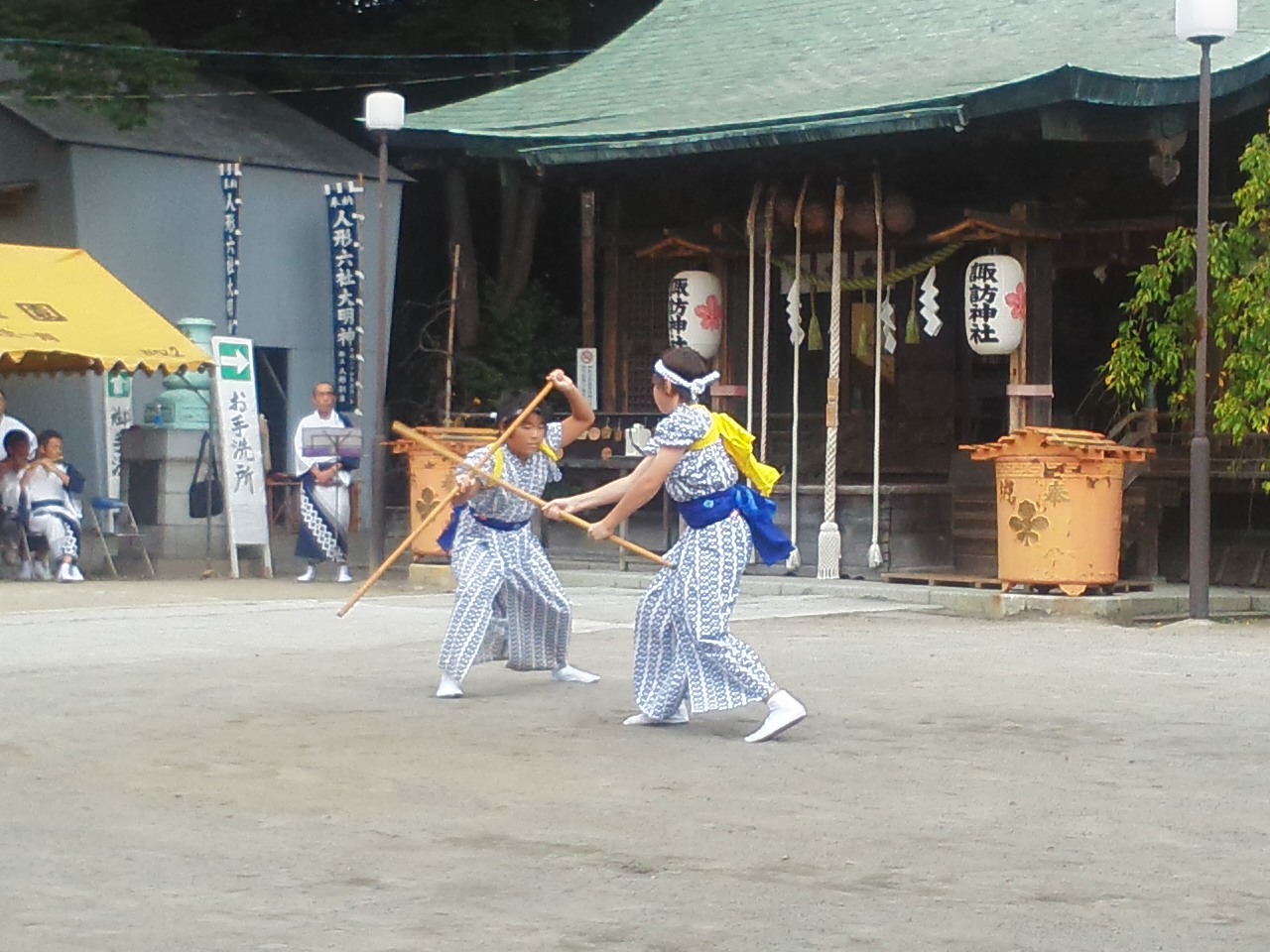 稲刈り、諏訪神社の棒ささら、泉の市民体育祭_e0068696_7471388.jpg