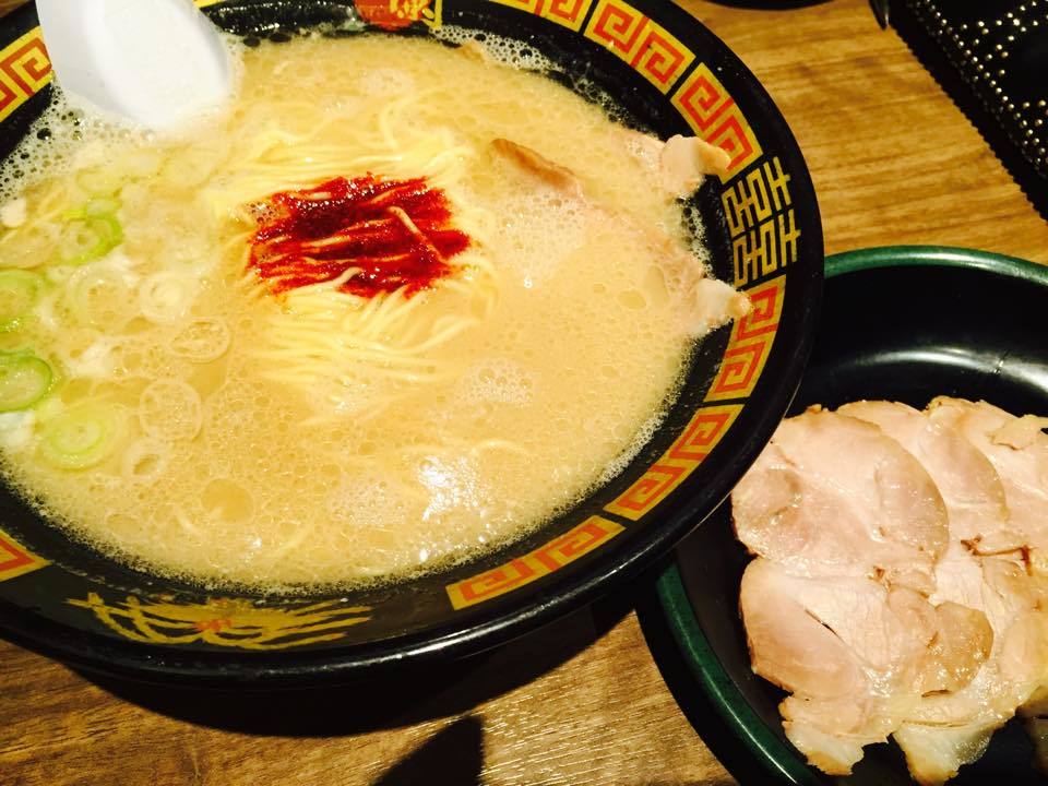 ど深夜のラーメン_f0180307_21033197.jpg