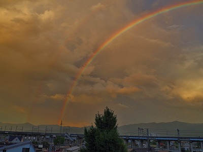 台風18号の空に二重の虹が！_c0336902_19392046.jpg