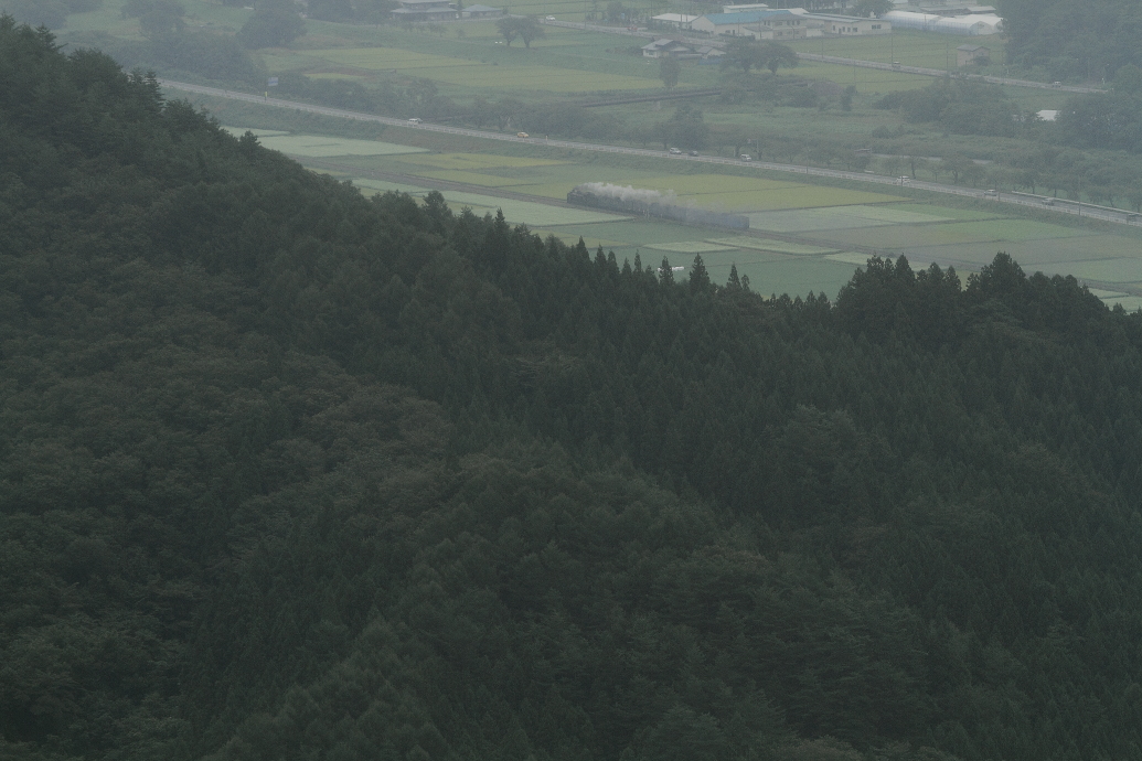 汽車は走り去って行く　- 2015年初秋・釜石線 -  _b0190710_23345088.jpg