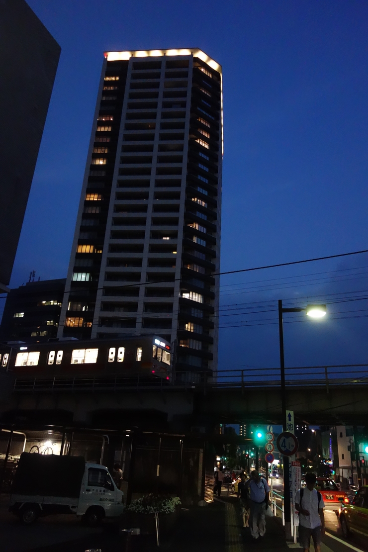 a0287336_1585687.jpg