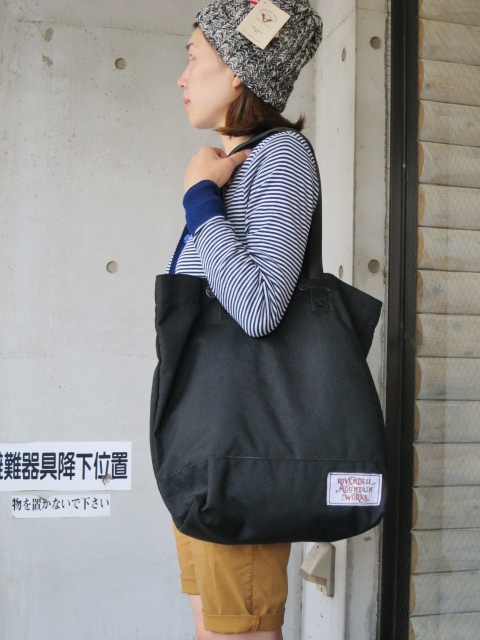 季節入りましたネ。。。フランスの至宝:Le Troyes Hi ゲージKNIT CARDIGAN!♪!_d0152280_1735585.jpg