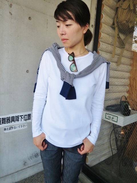 季節入りましたネ。。。フランスの至宝:Le Troyes Hi ゲージKNIT CARDIGAN!♪!_d0152280_175041.jpg