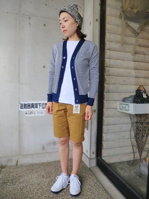 季節入りましたネ。。。フランスの至宝:Le Troyes Hi ゲージKNIT CARDIGAN!♪!_d0152280_18144134.jpg