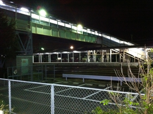 夜のJR四日市駅_a0334793_01073762.jpg