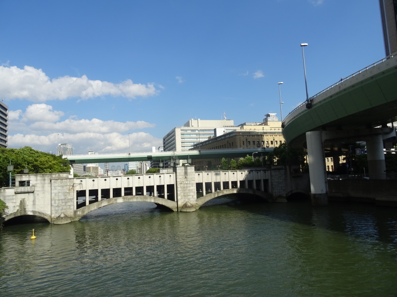 c0108460_00113685.jpg