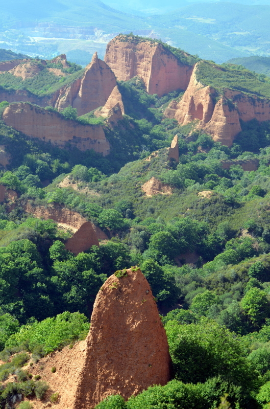 目を見張る景色　ラス･メードゥラス　LAS MÉDULAS_d0338594_23152828.jpg