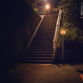 外灯_e0149215_23465685.png