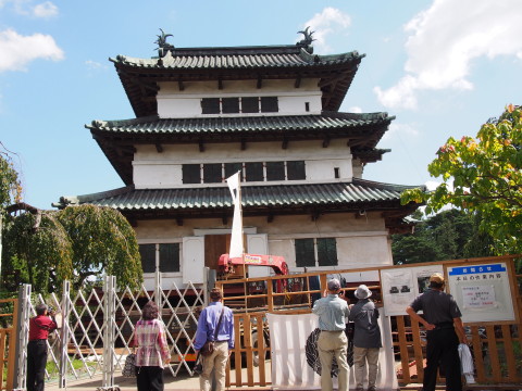 ジャッキダウン・回転:弘前城石垣修理工事*2015.09.14_b0147224_162619.jpg