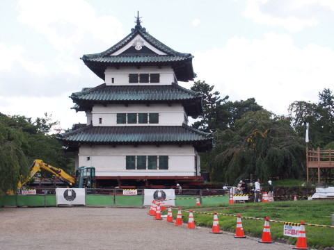 ジャッキダウン・回転:弘前城石垣修理工事*2015.09.14_b0147224_1634577.jpg