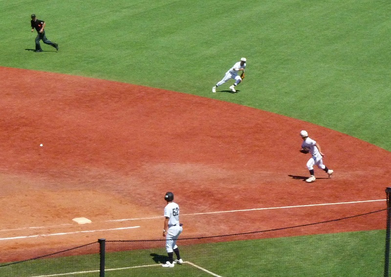 中央大対亜細亜大　９月１１日　東都大学野球１部　前半_b0166128_17195161.jpg