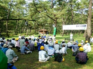 「森林ボランティアの日」森林づくり活動 in くにの松原_b0061863_13560726.jpg