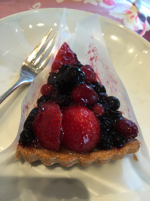 梅田のタルトの専門店 「キル フェ ボン」_f0229190_15832.jpg