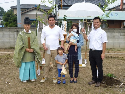 伊勢崎市柴町にて“地鎮祭”_f0194095_1802311.jpg