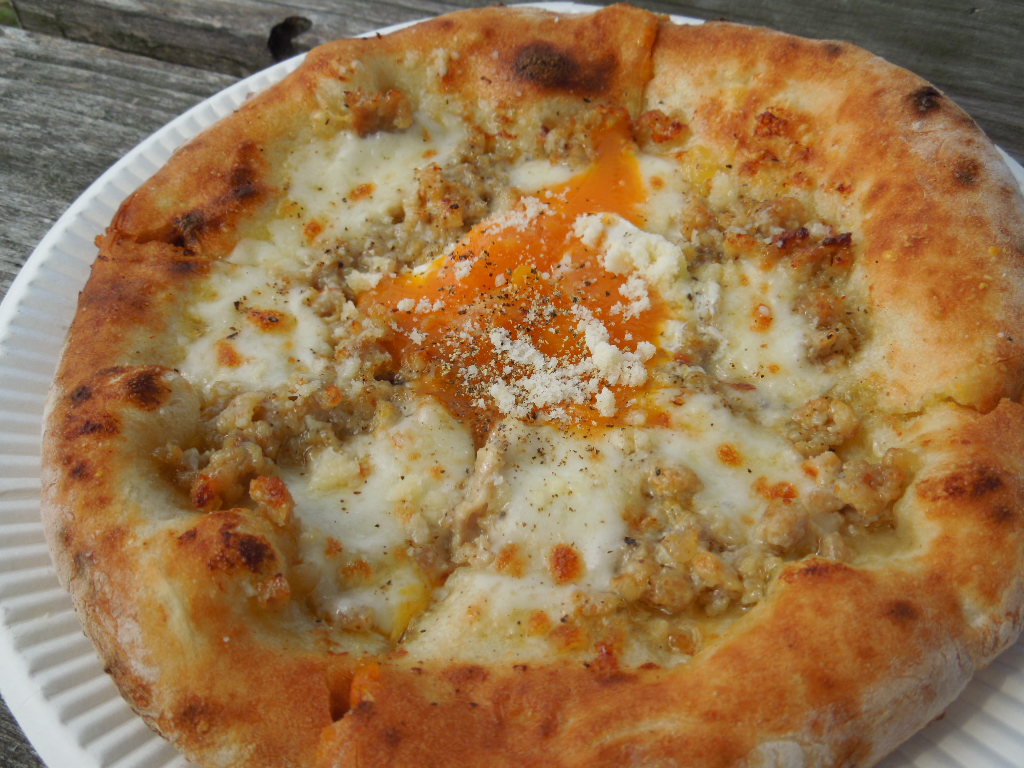 「本日のピッツァ 150915」_a0120513_2063273.jpg