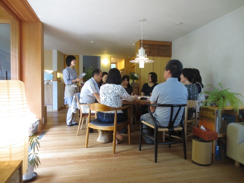 第3回 【青葉・都筑】町の縁側サロン 「ナチュラルクリーニングで安全・快適な暮らしを」 2015年 6月7日(日)開催しました_c0310571_18112136.jpg