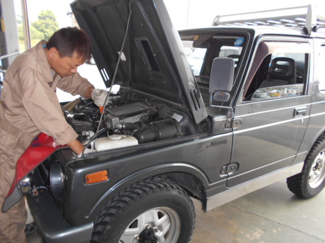 JA11V ジムニー ファンベルト交換中(*゚ー゚)v_c0213517_14364815.jpg