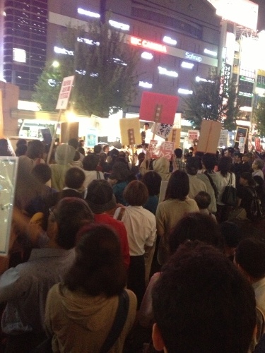 15/9/16 名古屋駅西でSEALDs TOKAIが戦争法案反対街頭行動 1500人参加_c0241022_22040712.jpg