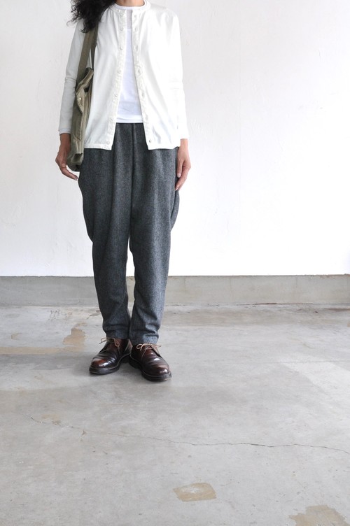 jujudhau　MONPE PANTS (WOOL TWEED D.GRAY)_d0120442_1343072.jpg