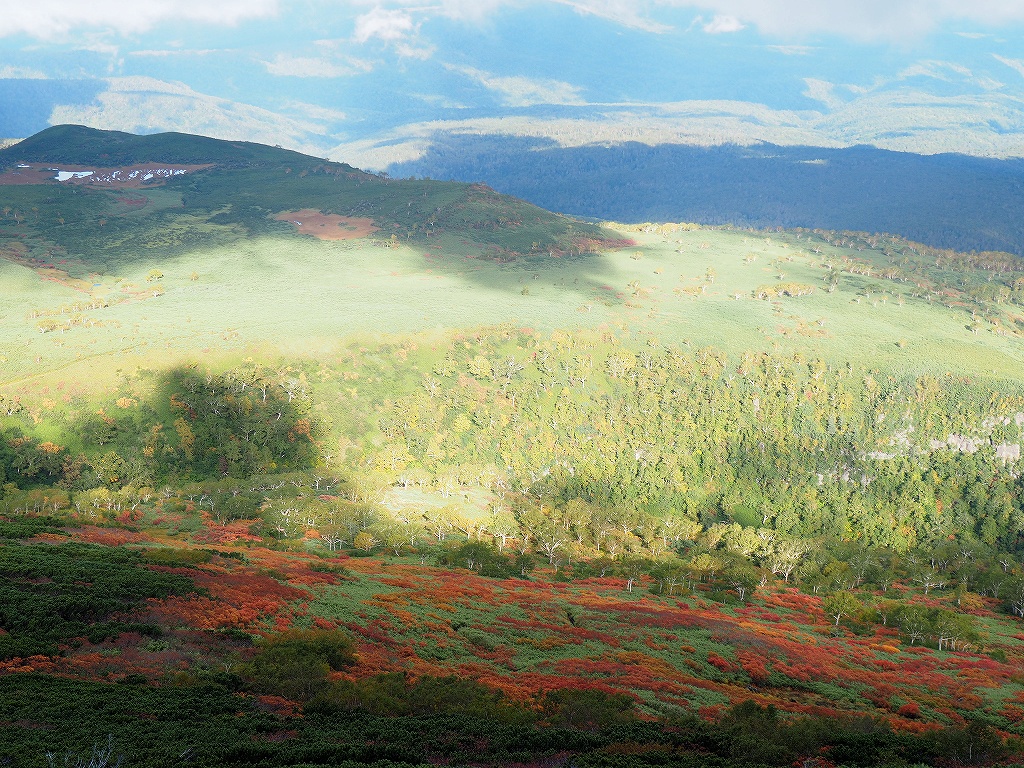 紅葉登山、9月16日－愛山渓温泉から永山岳まで編－_f0138096_22164256.jpg