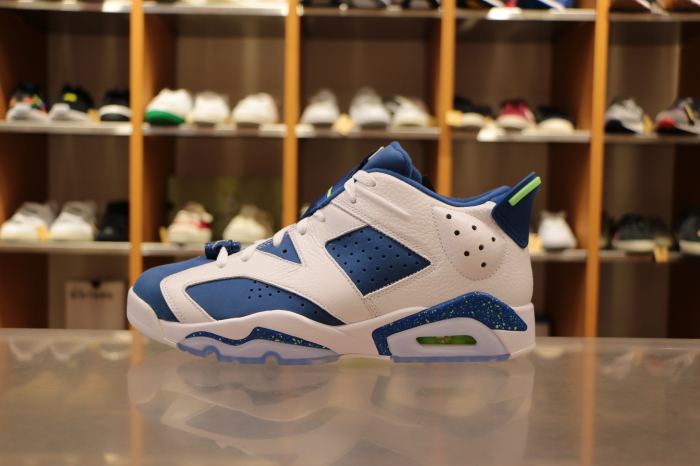 Air Jordan 6 Retro Low 明日発売 Uptown Deluxe Fukuoka Best Select Sneaker Shop Since 01 福岡県福岡市中央区大名 1 1 2 2 Air Jordan 6 Retro Low 明日発売 Uptown Deluxe Fukuoka Best Select Sneaker Shop Since 01 福岡県福岡市中央区大名 1 1 2 2