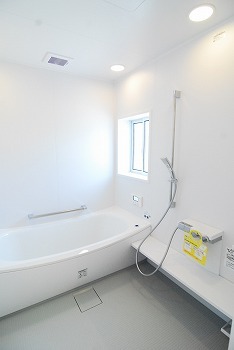 シンプルな浴室_f0198684_21144484.jpg