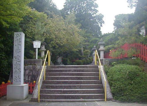 ●神社の造形―建勲神社_d0053294_1563847.jpg