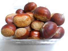 秋の味覚、栗!たくさん。_b0212316_0115478.jpg