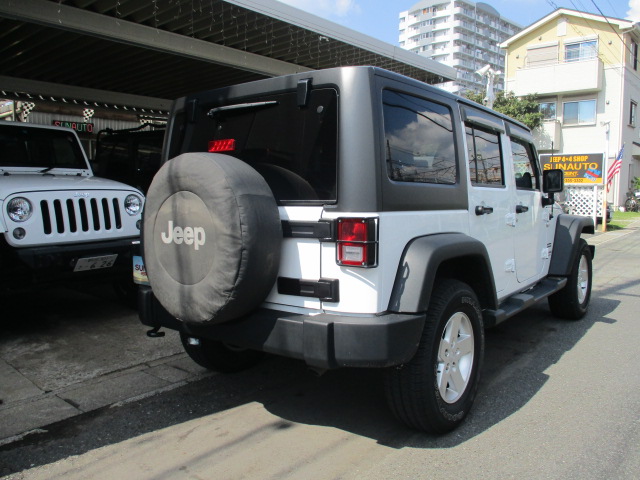 JK ラングラー アンリミテッド 6速マニュアル 左ハンドル 3.6L ペンスターエンジン 中古車_b0123820_13194328.jpg