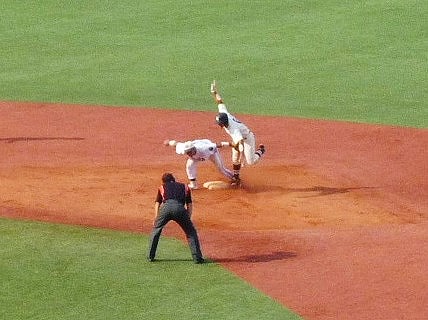 中央大対國學院大 9月15日 東都大学野球1部 後半_b0166128_9471473.jpg