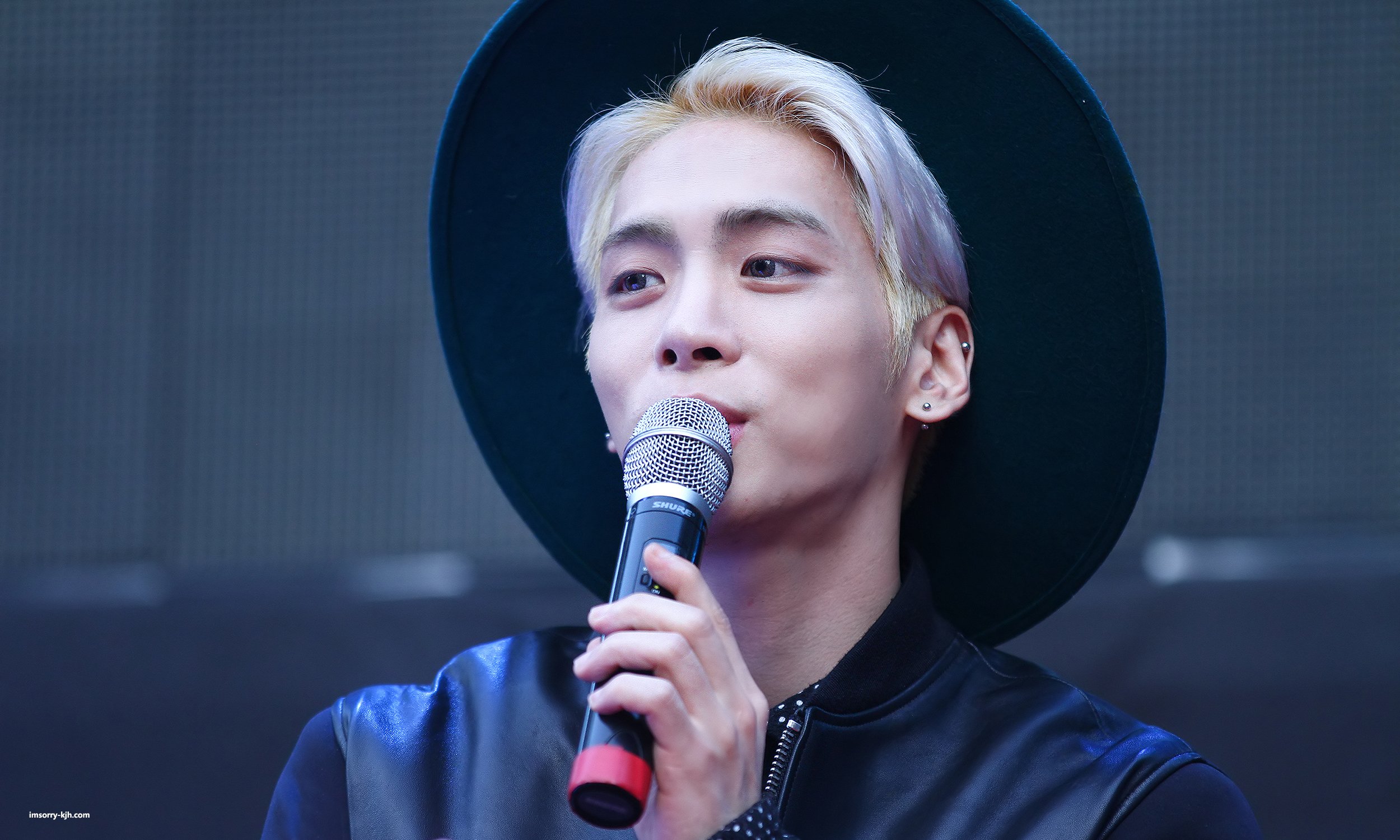 Jonghyun \' Guerilla Event Jonghyun\'s Healing Story \' // 150919_e0080563_14494924.jpg