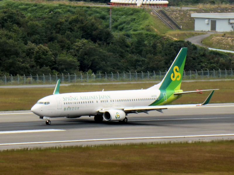 広島空港　再開なったローカライザーを見に行く_b0057612_21555381.jpg