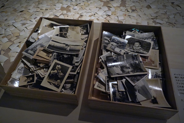 ディン・Q・レ展:明日への記憶 Dinh Q. Lê: Memory for Tomorrow 森美術館(3)_f0117059_1815101.jpg