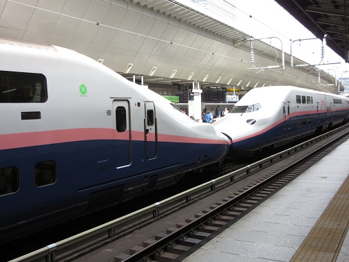 さよならシルバーウイーク 弾丸佐久往還 赤い電車は臼い線 さよならシルバーウイーク 弾丸佐久往還 赤い電車は臼い線