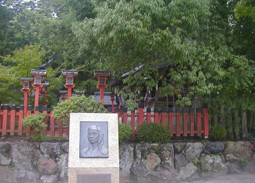 ●神社の造形―織姫社、織田稲荷社_d0053294_1334591.jpg