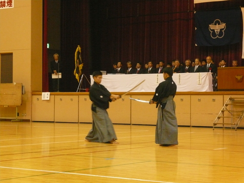 次世代ホープによる剣道形演武、第５６回靑梅市民体育大会剣道大会_f0059321_14404099.jpg