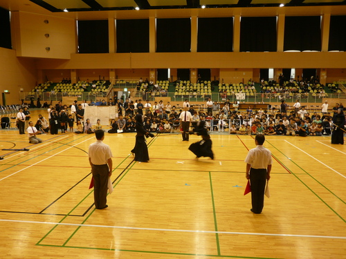 次世代ホープによる剣道形演武、第５６回靑梅市民体育大会剣道大会_f0059321_1455997.jpg