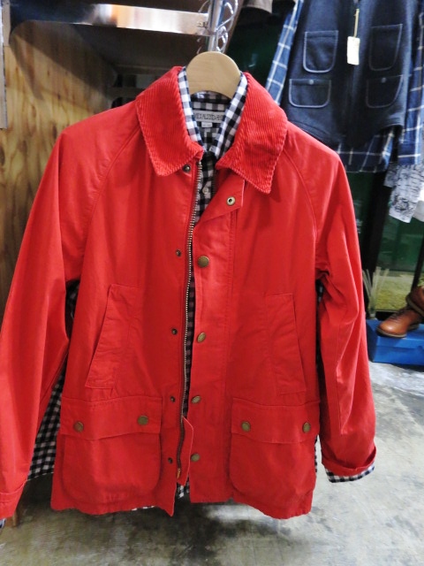 INDIVIDUALIZED SHIRTS 定番「白」で別注★ FLAP Pocket WH B/D Oxford SHIRTS!♪! _d0152280_20582918.jpg