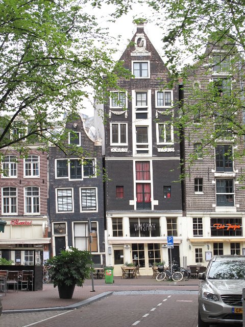 b0008205_100545.jpg
