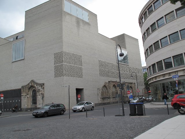 b0008205_1085916.jpg