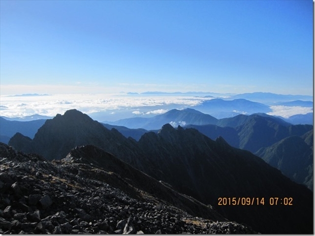 f0348933_11052023.jpg