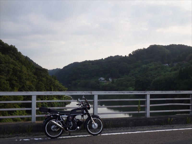 タイヤの空気圧にご注意_b0080681_20114720.jpg