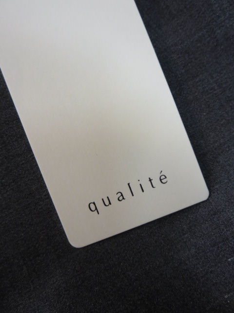 カリテ / qualite　二重織ストレッチタックパンツ_e0076692_1924712.jpg