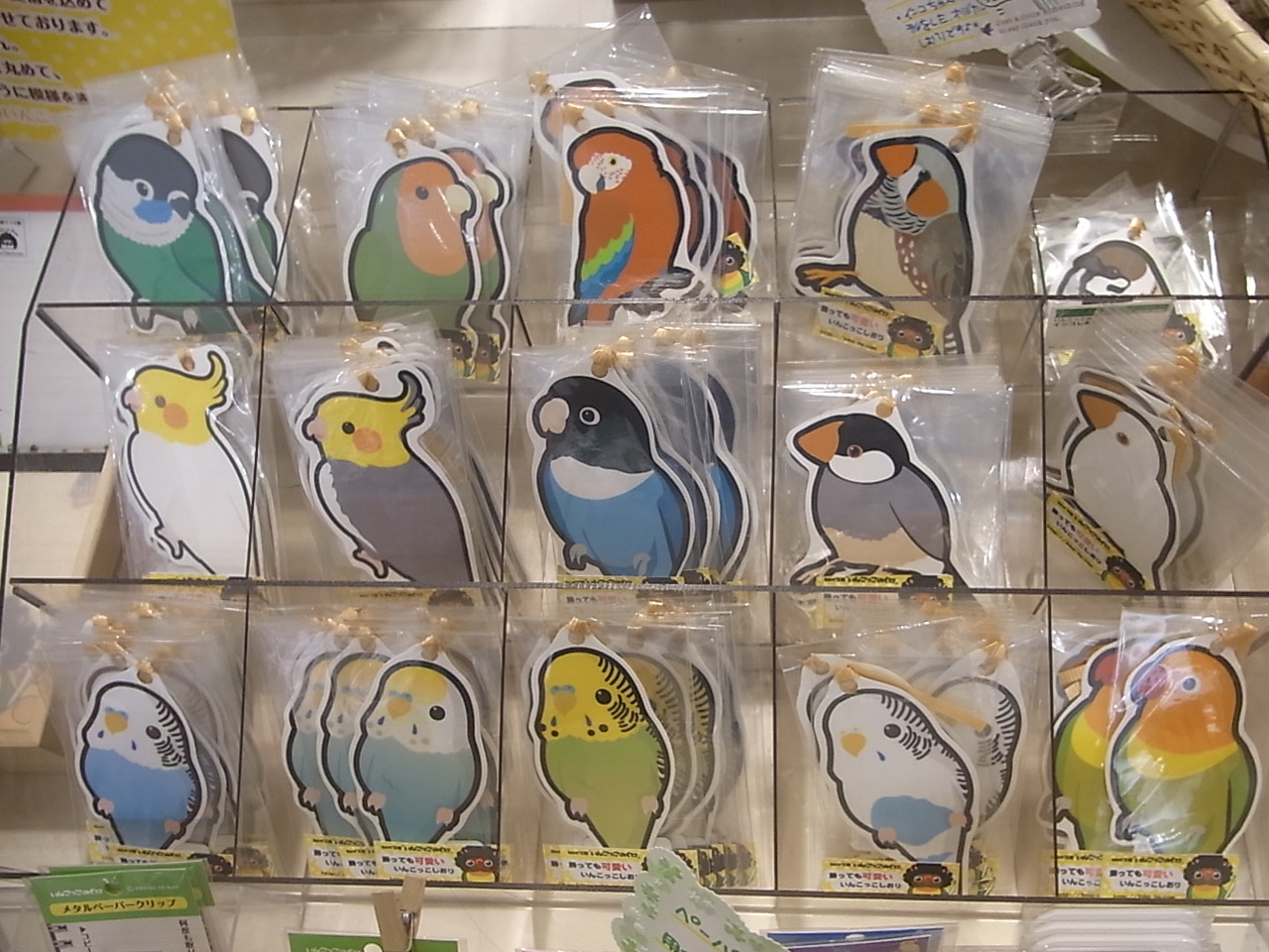 東急ハンズ梅田店 インコと鳥の雑貨展作品追加お届けしました_d0322493_23424130.jpg