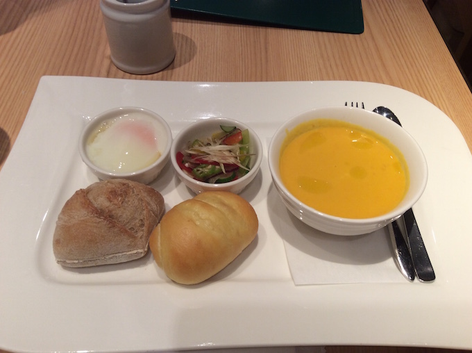 東京駅グランスタダイニング_f0192307_05383436.jpeg