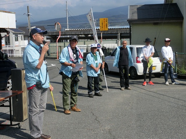暑い中250人以上の皆さんに参加いただいた「のんびり 彼岸花ウォーク」_f0141310_729944.jpg