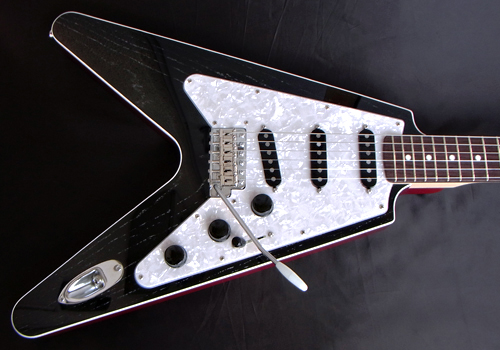 「Moire Black PearlのGibfendrix 1 & 2本目」が同時完成! _e0053731_14565636.jpg